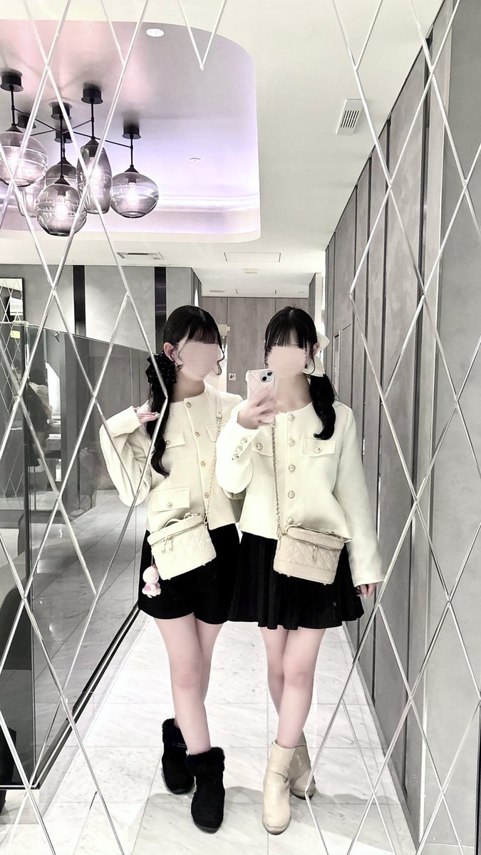 melorisy__s's tweet photo. お洋服似てた꒰ ྀི ∩⸝⸝∩ ꒱♡ https://t.co/E1p5FX64Ho