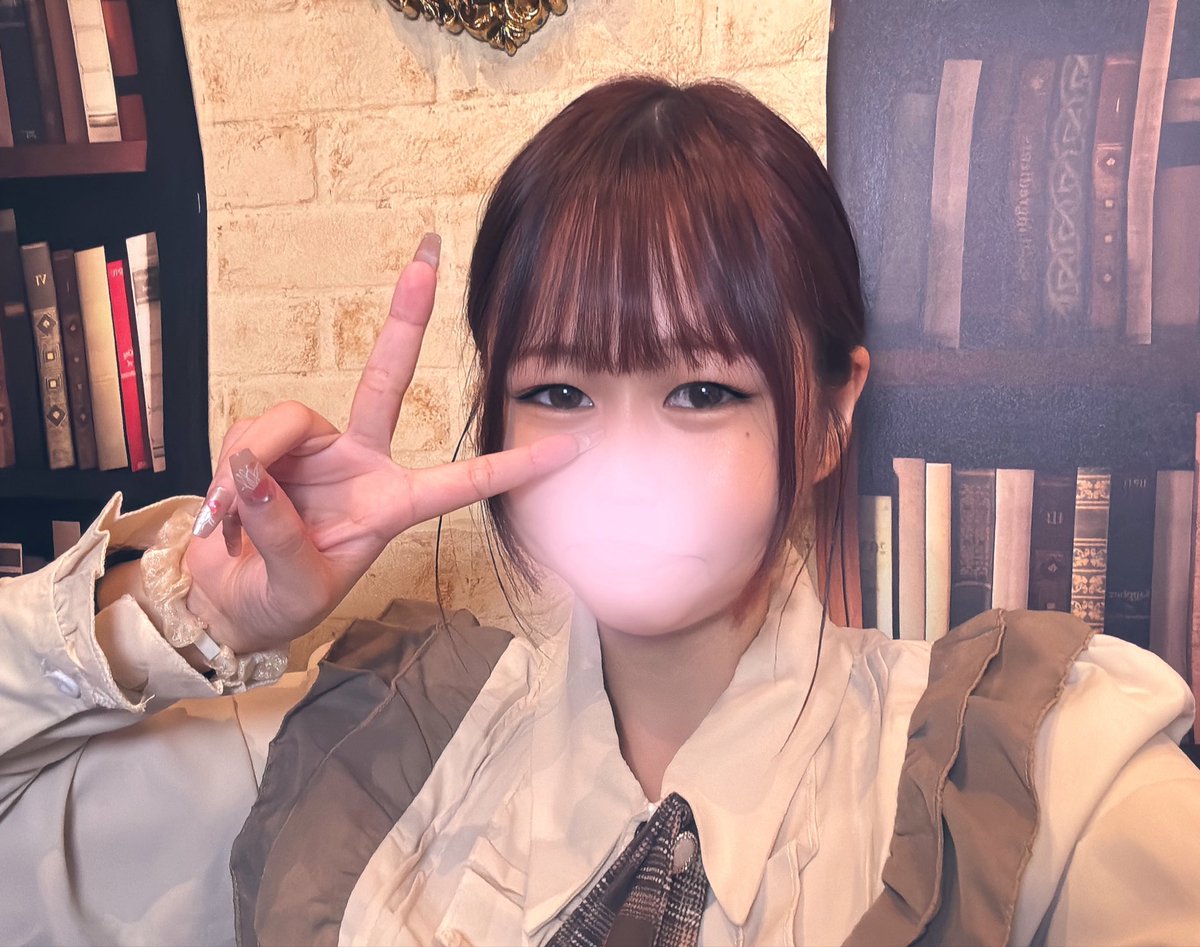 chocolat_nagi0's tweet photo. おきゅいんしてます☕️

今日も皆様にお会い出来るの楽しみにしてます(*ˊ˘ˋ*)

#午後のショコラ #大阪コンカフェ #梅田 https://t.co/FuYlx3k8La