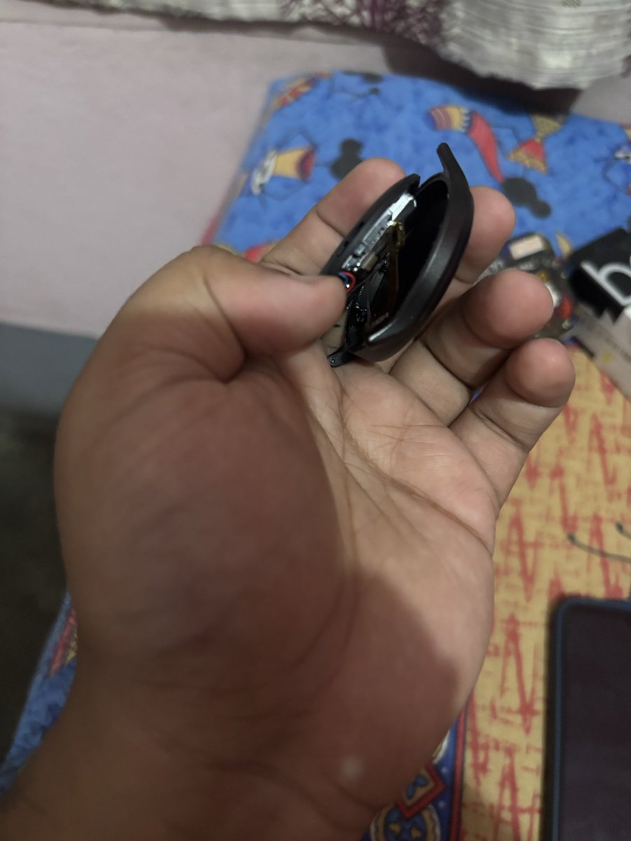 _legalgr's tweet photo. @RockWithboAt My Boat lunar discovery pro is under warranty but i cannot get the form to fill it up for claimming the warranty. https://t.co/jOaPFOthxe