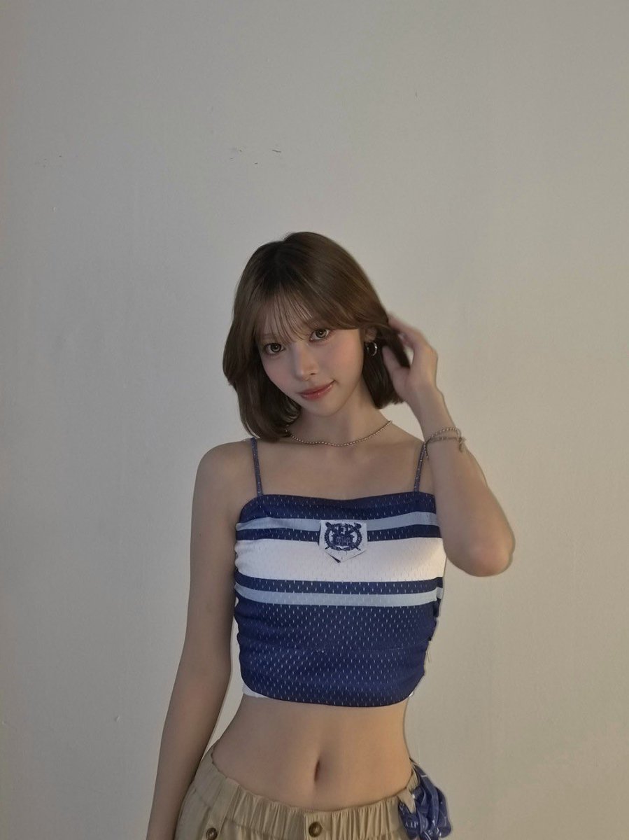 RESCENE_twt's tweet photo. 💛메이💛

서울대💙

#MAY #메이 #メイ
#RESCENE #리센느 #リセンヌ https://t.co/Xsbhk6In7R