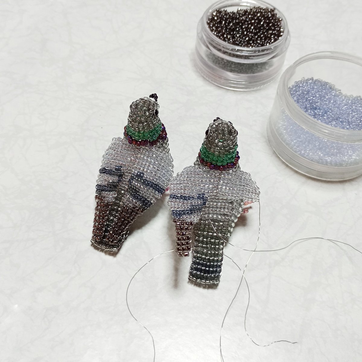 beaded_bird's tweet photo. ハトさん増員中🕊️
#ドバト #シードビーズ #ハンドメイド https://t.co/bsyMpIHCHt