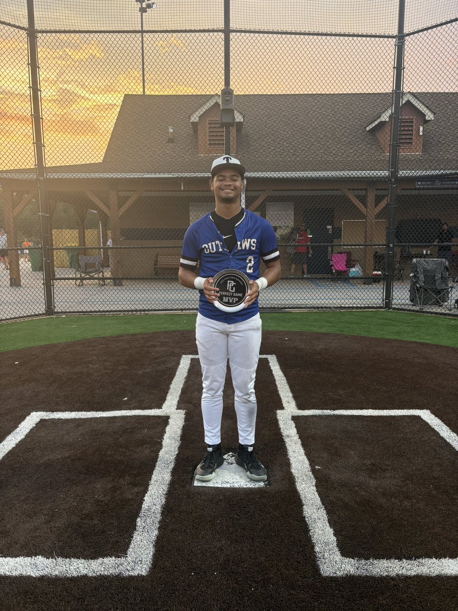 jaidenlovee's tweet photo. Another Good Tournament in the books! Batted .600 for the tourney. 2 💣’s @BUncommitted @Smyrna_Baseball https://t.co/ndxP2cDMAQ