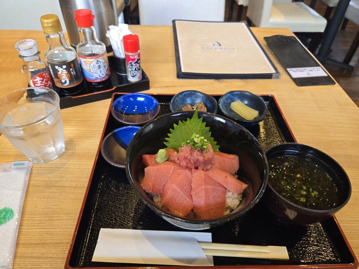 etoodragon's tweet photo. ラーメン店「以外」お伺いシリーズ2026・38(通算80)　
今回は南伊勢にある伊勢志摩まぐろ食堂へ。
#ダイハツ 
#エッセ 
#ESSE 
#三重県
#南伊勢町
#まぐろ
#伊勢志摩まぐろ食堂 https://t.co/j1FxY6JJup