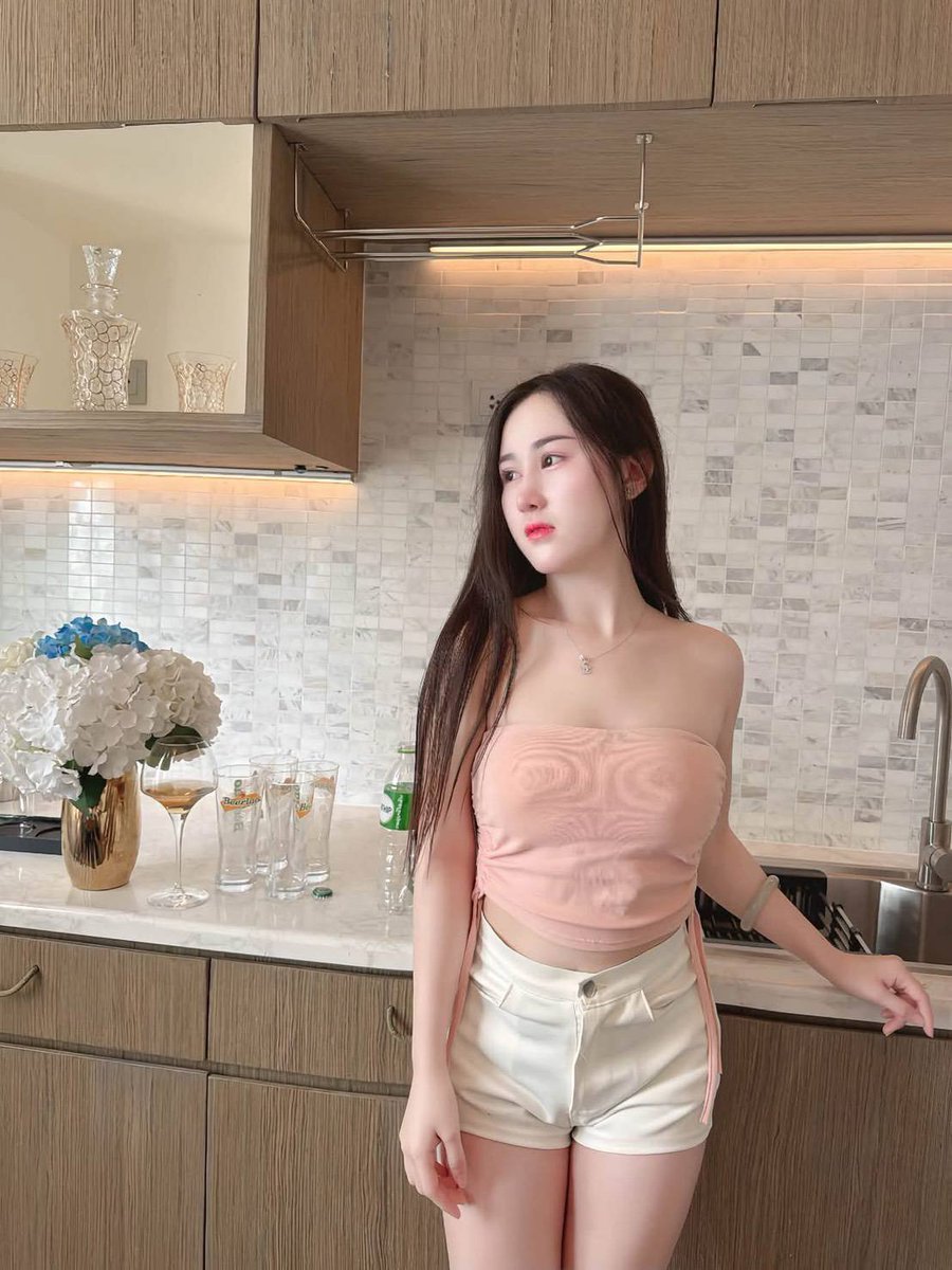 PhoebeDewacoj's tweet photo. 🫑"ตอนแรกก็ไม่เชื่อ จนกระทั่งลองใช้เอง... ไอเทมลับที่บิวตี้บล็อกเกอร์เกาหลีโหวตให้เป็นอันดับ 1!" 💖 ครีมกันแดดเนื้อซูเฟล่ บางเบา คุมมันนาน 🌸

600/1ฟรีห้องฟรีถุง
   🆔: namnungk87
🔗: 

#เชียงใหม่
เชียงใหม่
#สันติธรรม
,,,,, https://t.co/63tpmZUw7P