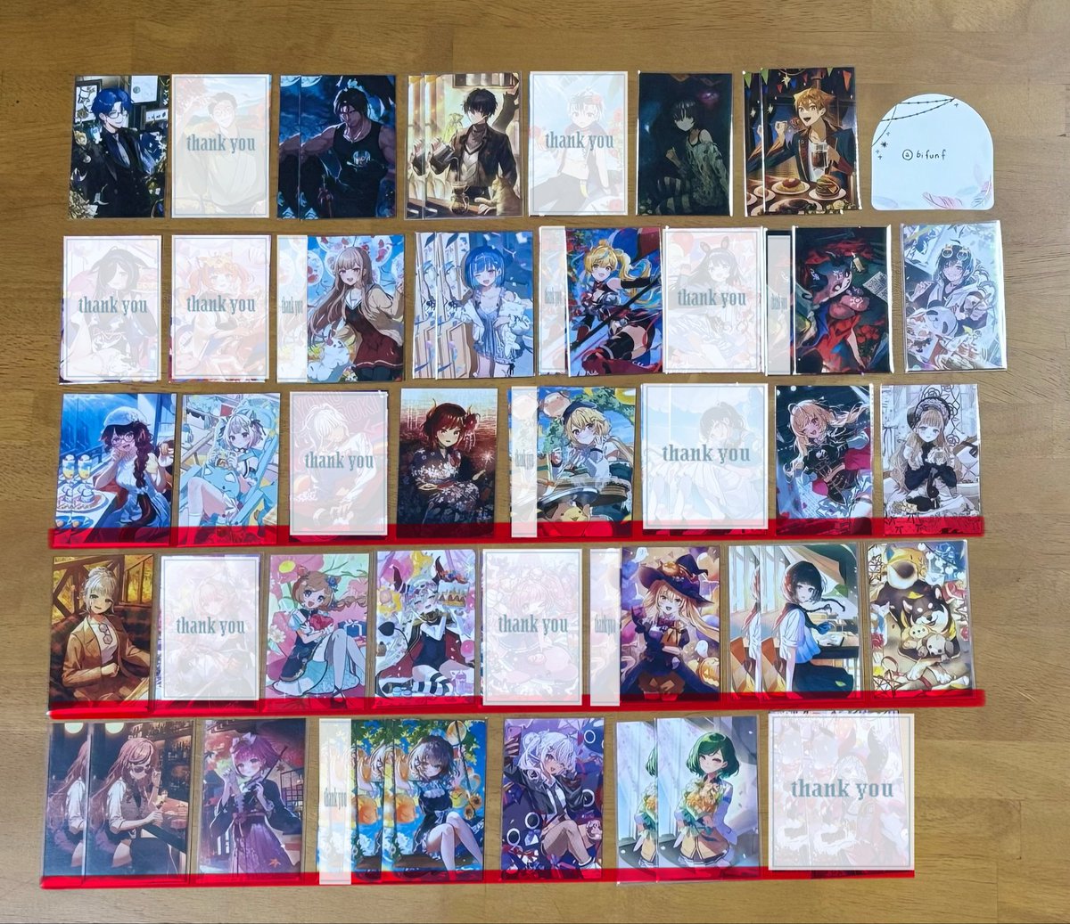 6ifunf's tweet photo. 【交換 譲渡】にじさんじ ノスタルジア コレクションカード 2026 2025 2024

譲：画像1.2枚目

求：画像3.4枚目>>定価+送料

郵送のみ
無印は交換優先
まとめて、同性同士の交換優先 https://t.co/DqHtU3DZey