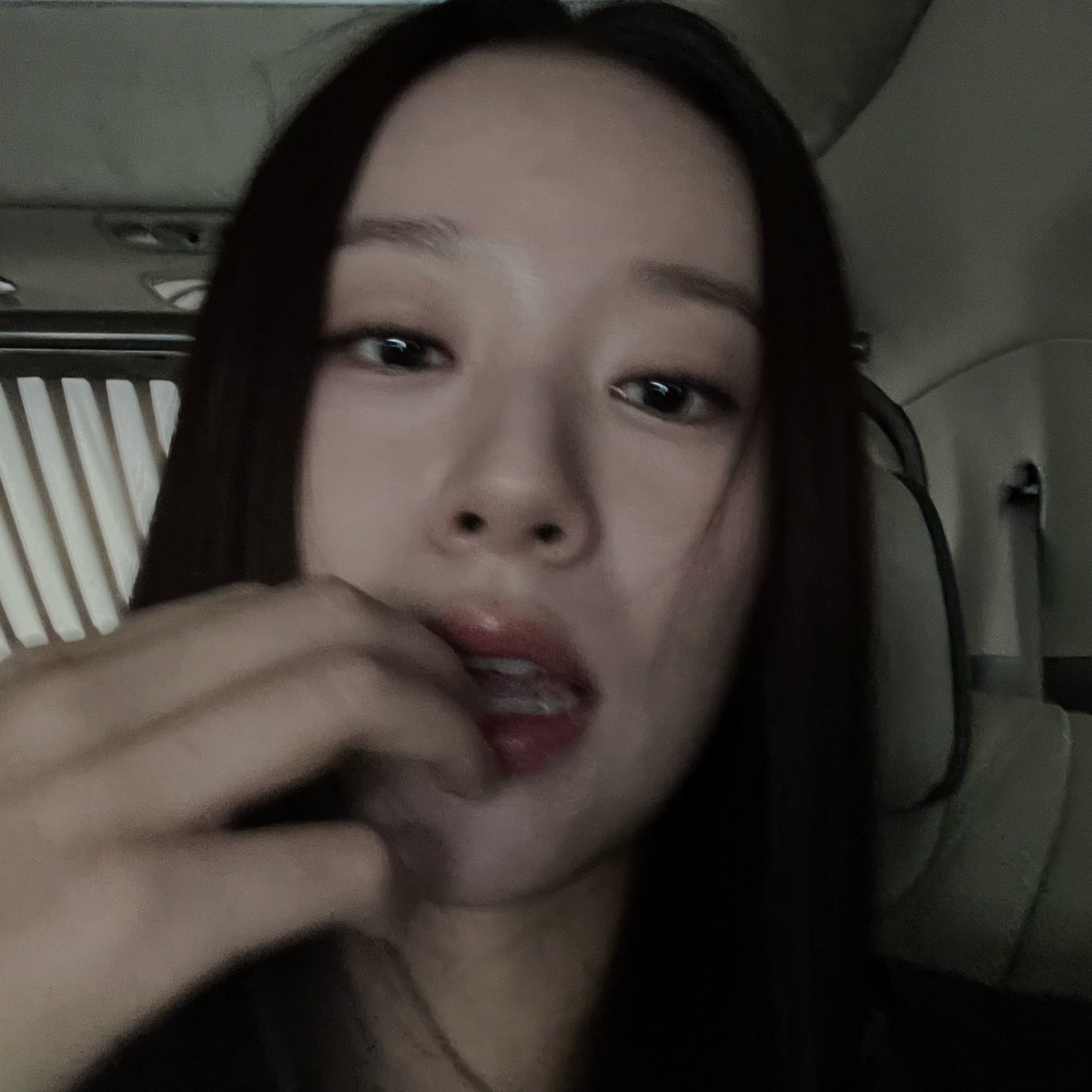 parkyouna1997's tweet photo. 🫠

#박유나 #parkyouna #youna #you_naaaaa #parkyouna1997 https://t.co/2JlM14QAko