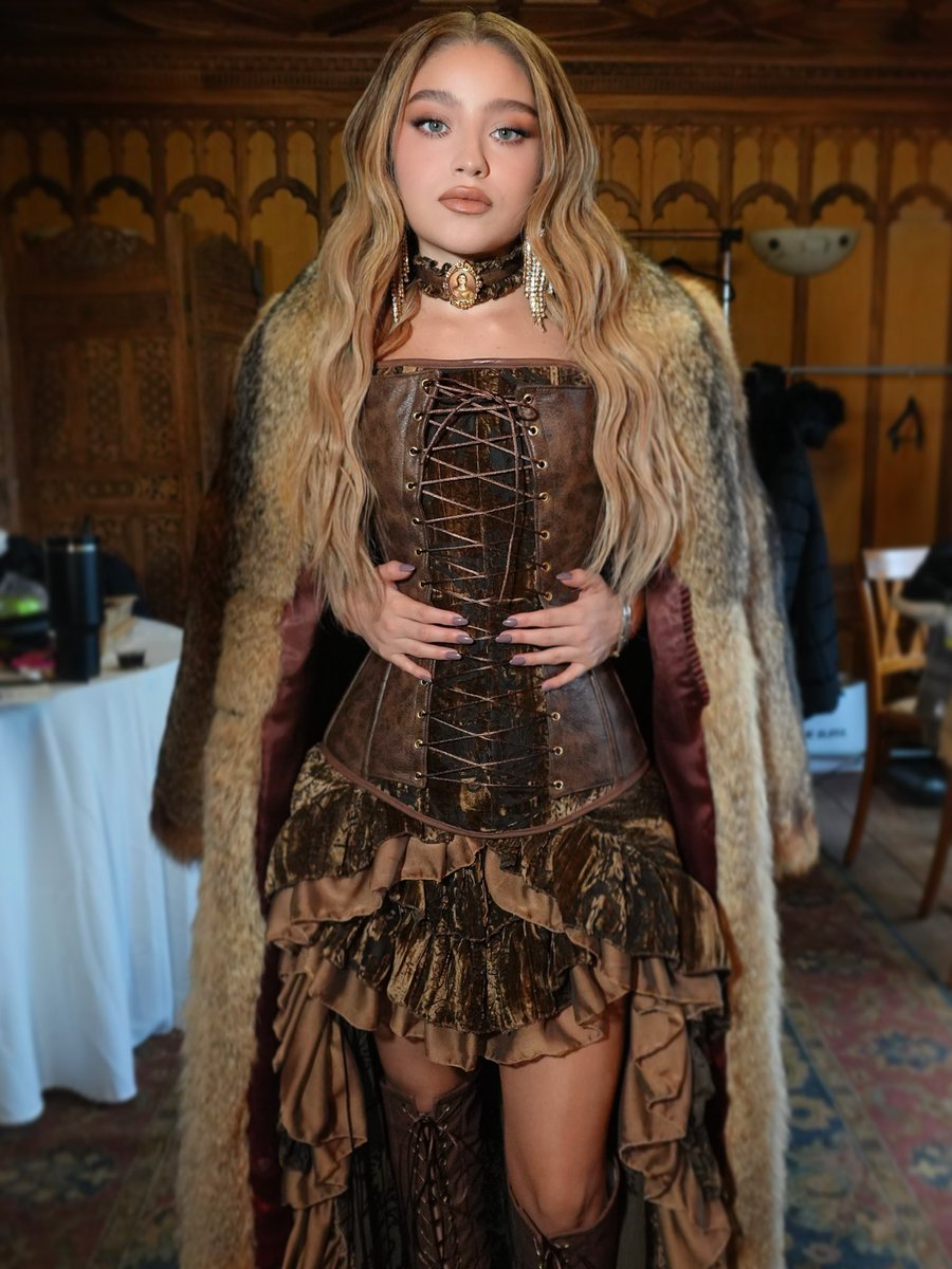 KarolAccess's tweet photo. Karol Sevilla via IG. https://t.co/W9Ku6aMQrY