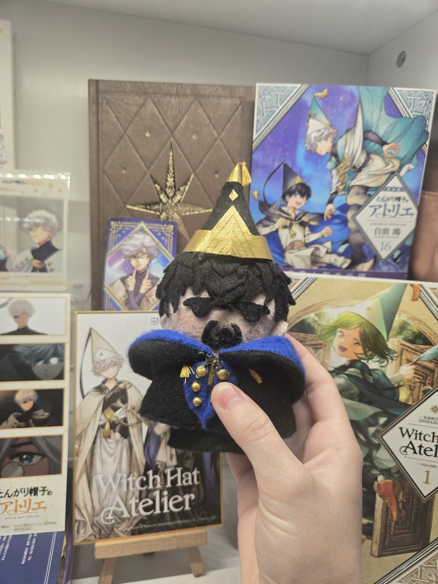 zef_71's tweet photo. happy birthday #Olruggio
ft my final plush and all my Olly merch! https://t.co/wrKNOvhfu5