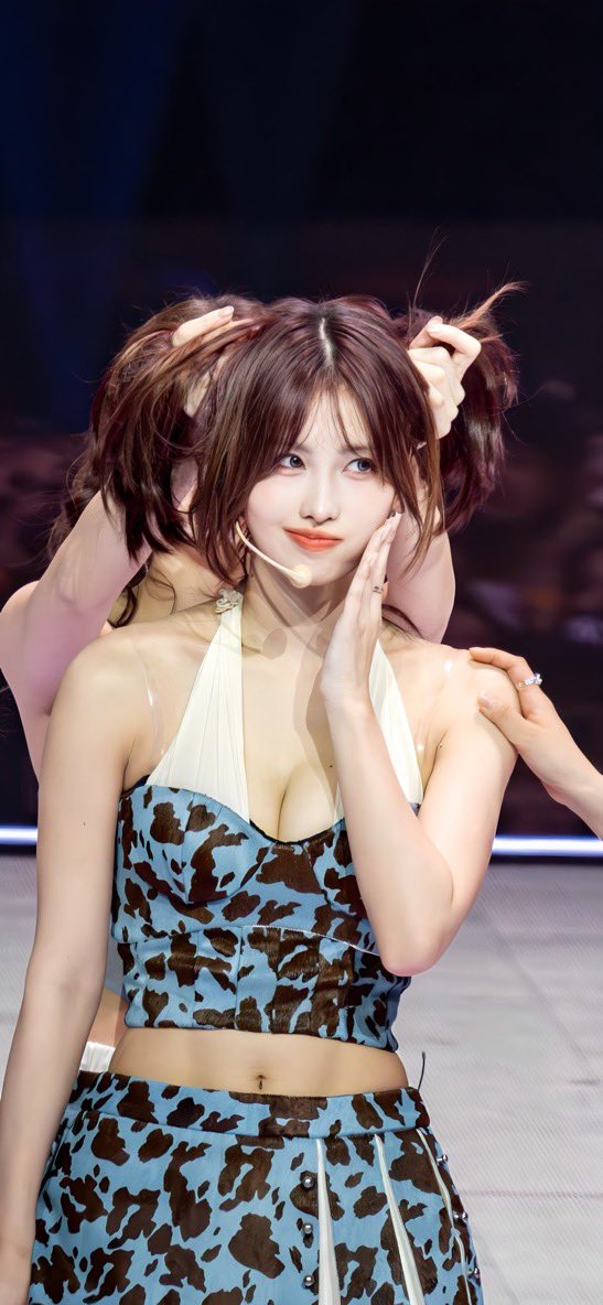 kpop_moment33's tweet photo. TWICE  MOMO
twice  モモ

天真爛漫なモモ大好き😆 https://t.co/7os4hUteHT