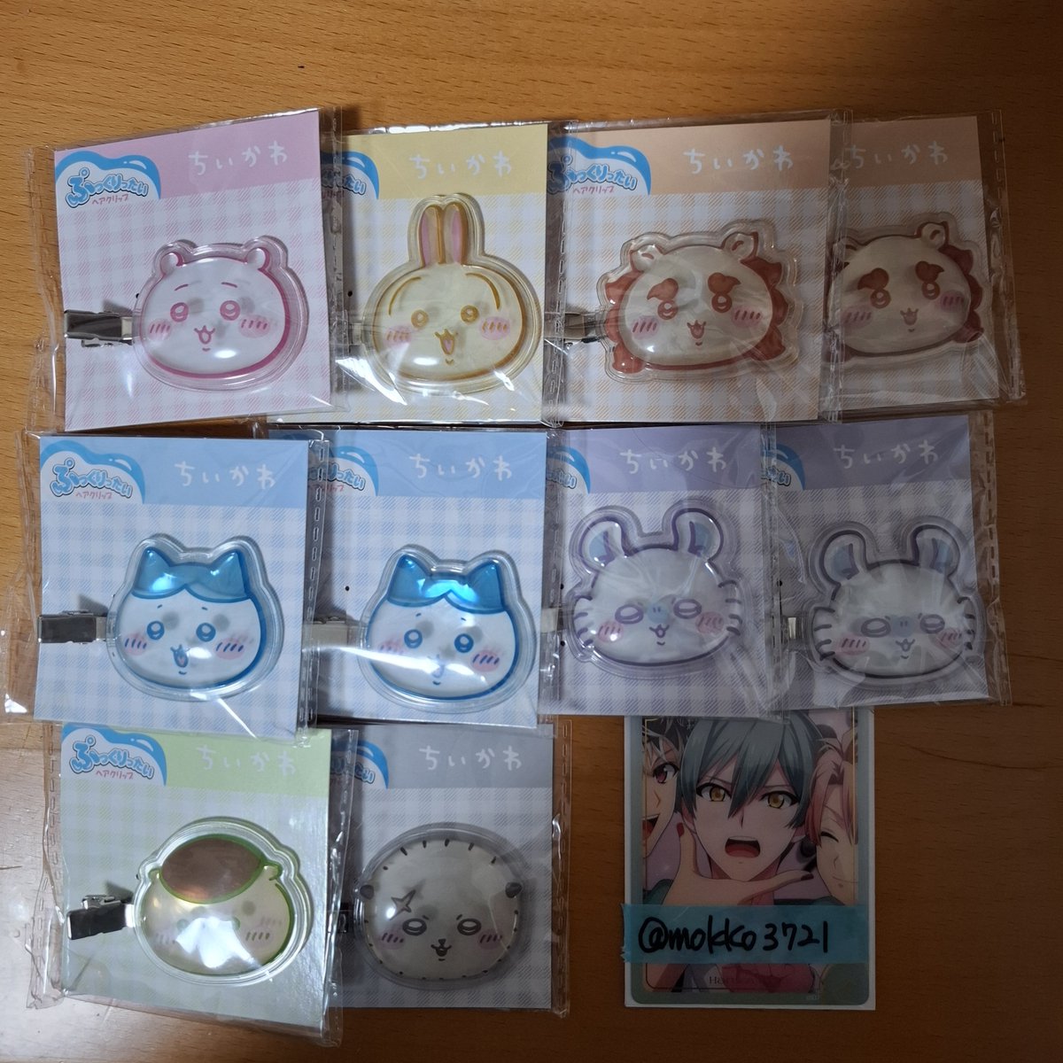 mokko3721's tweet photo. 【譲渡】ちいかわ ぷっくりったいクリップ

譲：ちいかわ、ハチワレ2、うさぎ、モモンガ2、くりまんじゅう、シーサー2、ラッコ

求：各1,000円+送料

郵送希望です。
よろしくお願いいたします。 https://t.co/nHrvOi3lc7