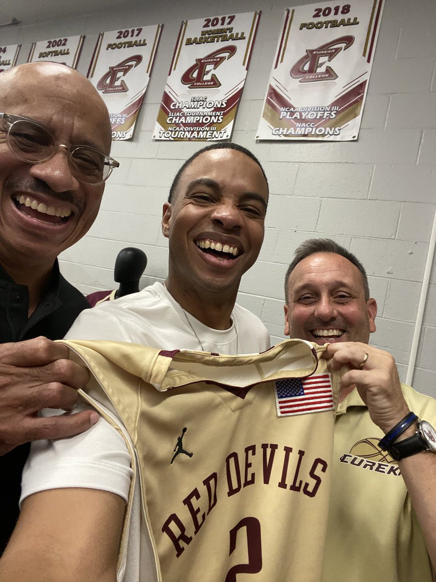 coachwilde's tweet photo. Great to see Mike Sain &amp; his dad this weekend. Both are great EC  alums &amp; Mike received a well deserved EC Young Alumni Award. (Look closely at the pic &amp; you can see his dad, Mike Sr., hitting a jumper from the early 80’s in the background.) 💪🏀👍 https://t.co/jBTCvWXKGP