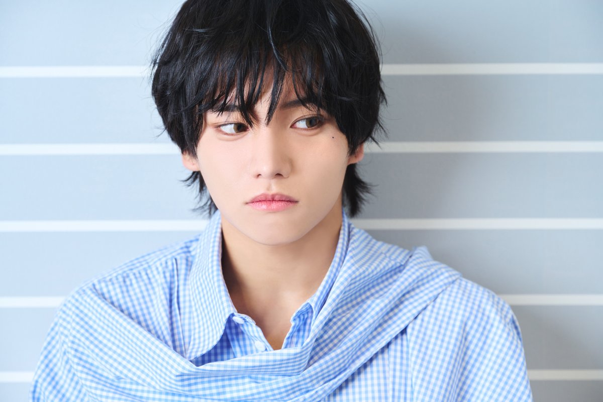 oricon's tweet photo. aoenソロインタビュー企画第5弾💙
⠀
aoen・雅久（GAKU）
デビューを逃した過去も力に…
輝（HIKARU）と励まし合った3年と尽きない向上心✨
⠀
🎤インタビュー
https://t.co/MXIlAfDh3C
⠀
#aoen #アオエン 
@aoen_official https://t.co/Y0heNlnute