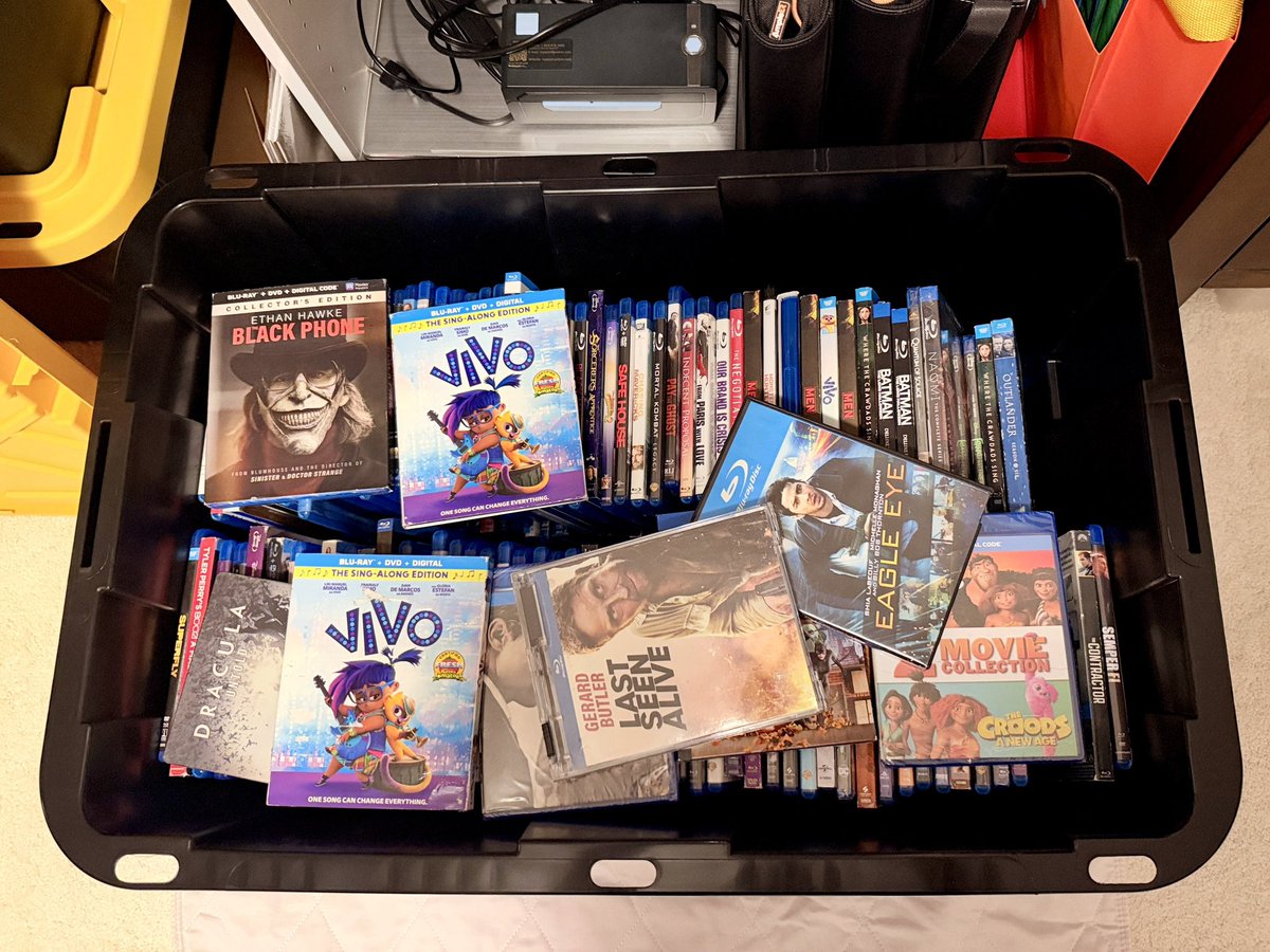A_Wil_2_Live's tweet photo. @dvdpurchaser This is your fault! Lol but I already sold 7 movies to make up for almost half of what I paid 😁 https://t.co/dhaGhORe09
