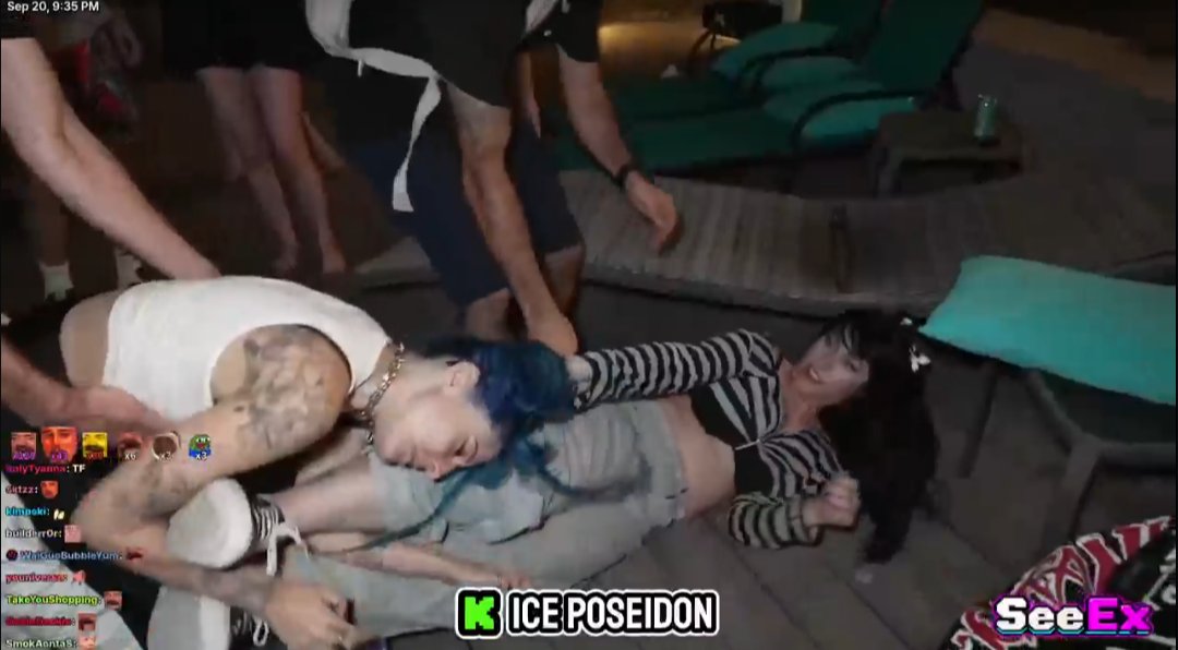 imklaus456187's tweet photo. Binx and Mizzy just got in a fishgirl fight on SeeEx and it ended with Binx losing some of her blue hair lol crazy work chat #fishtanklive #SeeEx #AsSeenOn https://t.co/kdoC3Z2nPU