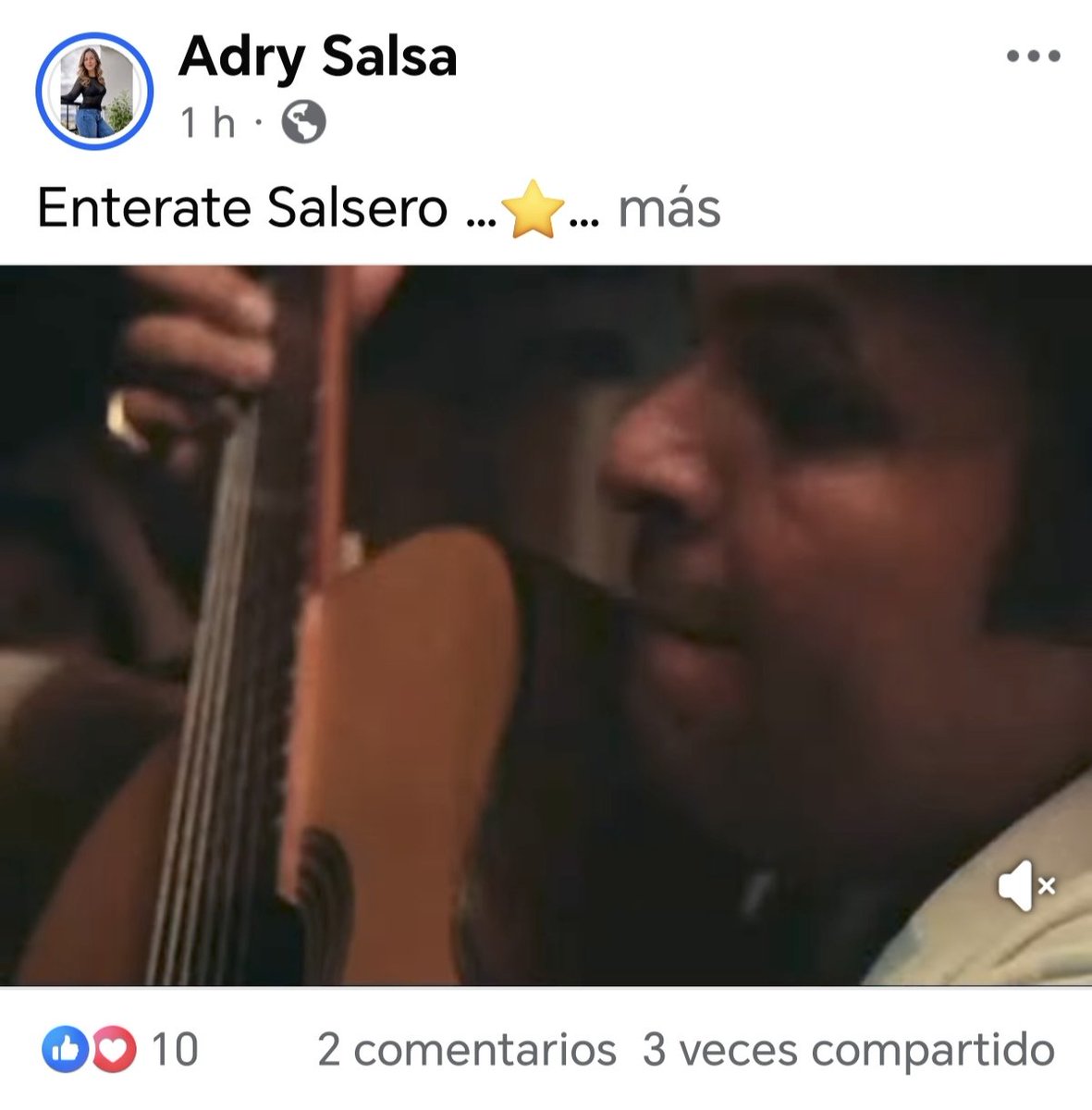 Chris_Montz's tweet photo. Hay una cuenta en Facebook que literalmente se roba todos los posts que hago. El desespero que tiene por monetizar con el esfuerzo de los demás es tal que se adjudica mis escritos e ignora por los reclamos. No solo me roba a mí, le roba a muchos. https://t.co/pxni2gUrHi
