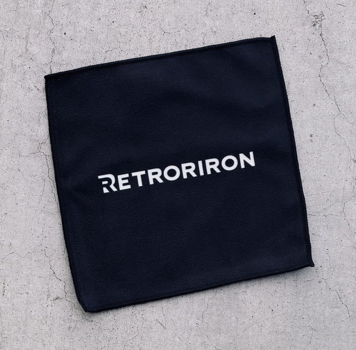 datefmrad's tweet photo. 🎁〚RAD ~Radio All Day~ #GIVEAWAY 〛

           #レトロリロン @retroriron 
             オリジナルクロス ⬛️

抽選で毎日2️⃣名様にプレゼント🎁
ご応募は…
✔︎ Follow!! ▶︎ @datefmrad
✔︎リポスト or #datefmrad 付けてポスト📝 https://t.co/Mm1vGumrHY