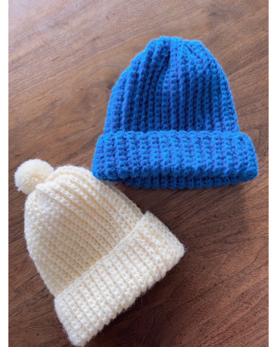 SPAWNEYCOCK's tweet photo. .
🧶🧶🧶
寒くなってきたので、
子供用の帽子を編みました🧶 https://t.co/Lch4Wrvl7x