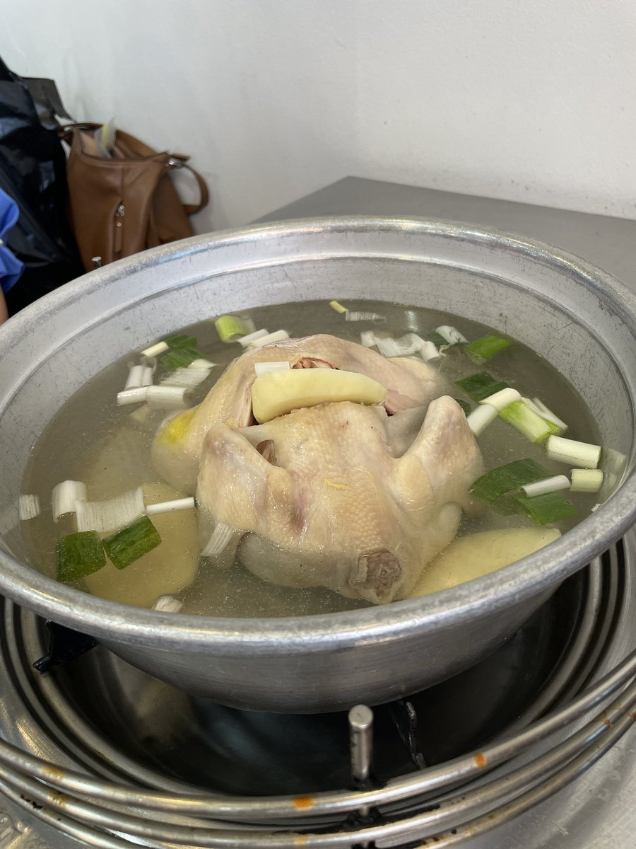 hisaUknow's tweet photo. すでに3日目ですが、韓国に来ております(^^) https://t.co/8XruWqYwXM