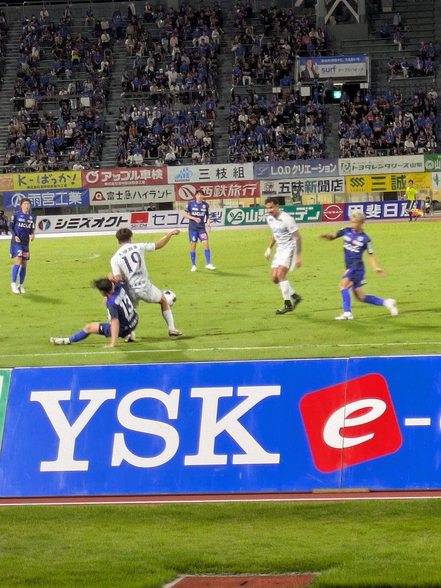 DNSK6302's tweet photo. 別アングルから🤳
タイミングもほぼ同じくらい笑
#vfk　#宮崎純真　#徳島ヴォルティス
https://t.co/QVcpVWUMHF https://t.co/3KNqP1toyc