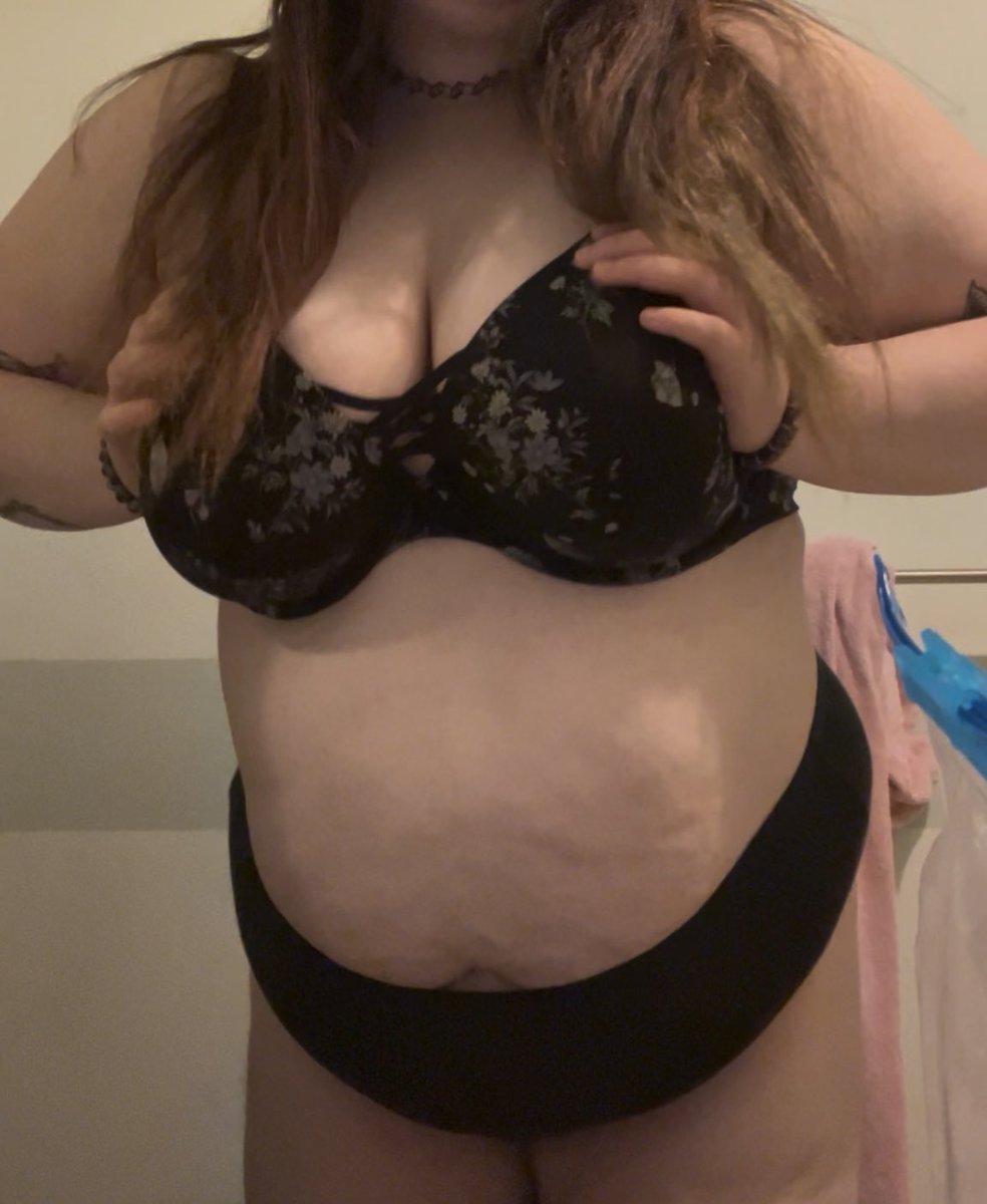 mollymayhem2000's tweet photo. Guess who needs to get their brakes done. Its me :( and I know damn well I won’t be able to afford it. If you ever jerked off to me I’d love if you could send a $$ my way. I’ll send you a little something in return

Cashapp: $pastelpizzarolls
Venmo: pastel-pizza-rolls https://t.co/fqaM55vs0m