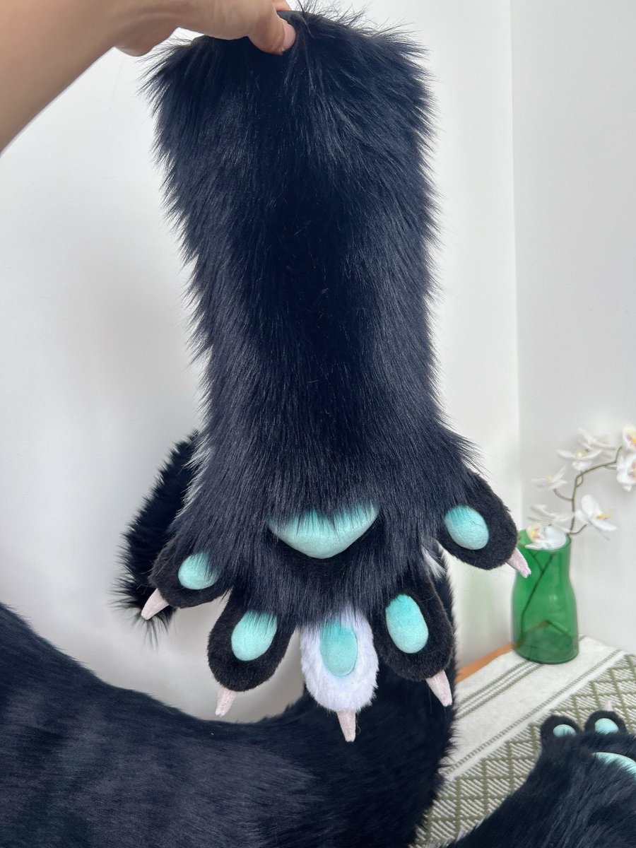 Ruby_protogen's tweet photo. Owner @HelBloodFox
Nardoragen partial commission display
"First time make a four-eyed Nardoragen
https://t.co/PJhrLFg2na
#fursuitcommission #rubyprotogenstudio #vcr #nardoragen
#fursuit https://t.co/gqt7513LTI