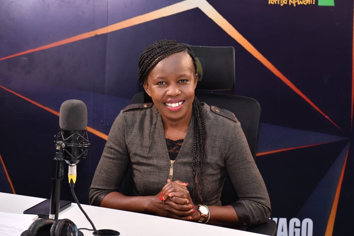 DorahManya's tweet photo. Happy new week... 
See who is back ... @mwamkondo 

Unaetegea show kubwa ukiwa wapi? 
@DorahManya @RadioTaifaFM 
#Zinga https://t.co/BZ95iFfaHJ