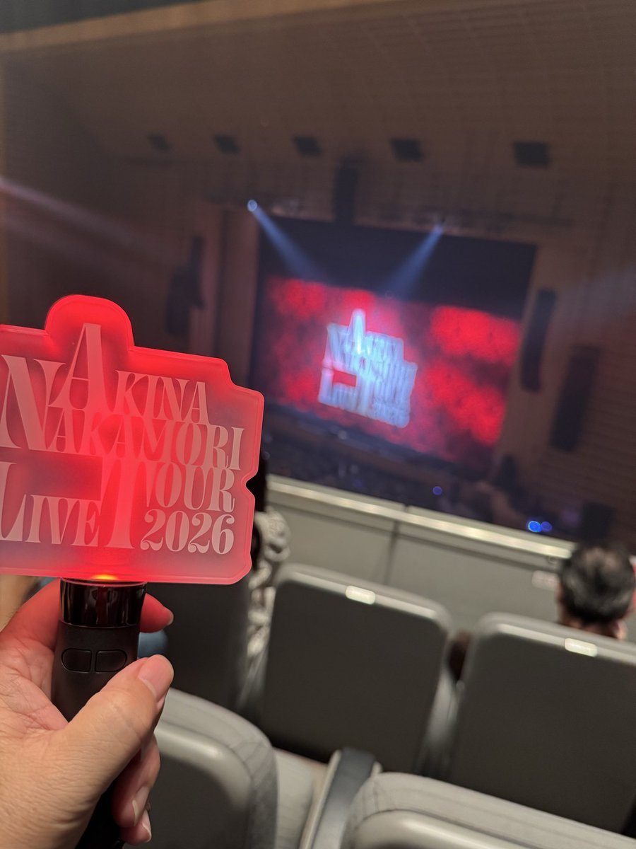 keisuke_ad's tweet photo. 昨年の大分ジゴロック以来の生明菜、行ってきた！
2時間たっぷりのワンマンショー、まさに昭和歌謡を満喫しましたぁ！アルバム曲も含め、全部歌えるのもいいよねぇ〜(*•̀ᴗ•́*)👍
大分から大分頑張ったんだろうなぁ・・・とジジは、感慨も一入・・・

#明菜
#2026
#国際フォーラム https://t.co/AxTGoqSBsT