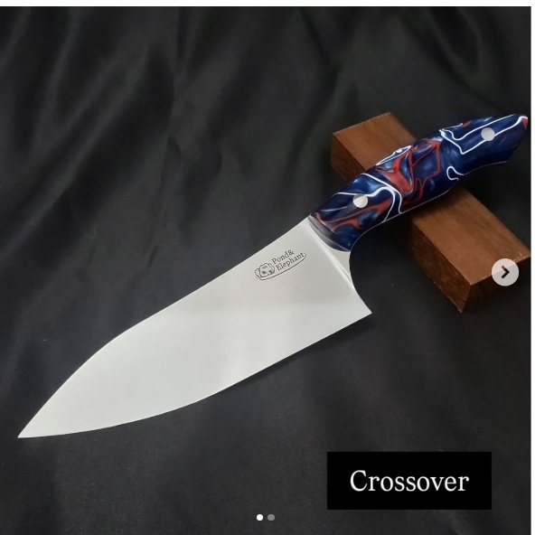 JapanKnifeGuild's tweet photo. #JKGナイフショー 出展メーカーのご紹介

JKGナイフショーのデビューとなるPond &amp; Elephant（若林健太）さん。

自身の経験を生かしたオリジナルかつ実用的なデザインのナイフを得意としています。

Instagramで製作記録を紹介しています。ショーに行く前にフォロー 推奨！
https://t.co/4JNLa10FdH https://t.co/hkGxQvPCxy