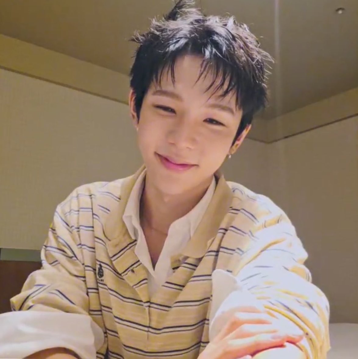 tarofile's tweet photo. 😭 https://t.co/GtP5z4aO39