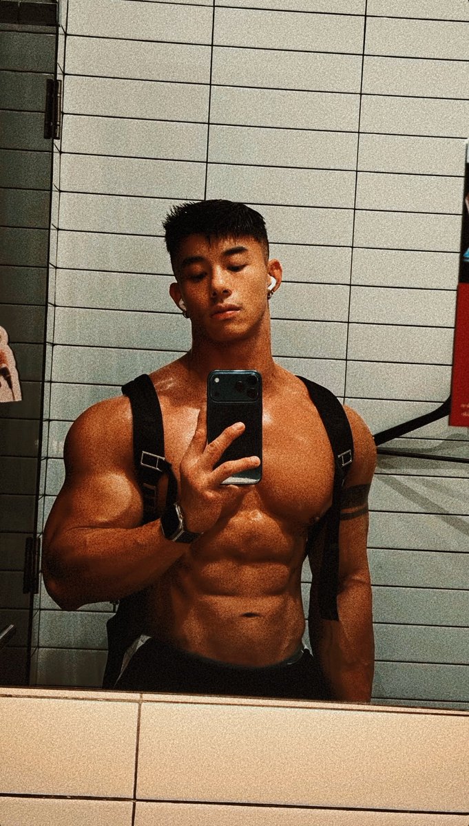 he_cgodd's tweet photo. ㅤ
ㅤㅤㅤㅤㅤㅤㅤㅤ #𝖘𝖊𝖉𝖚𝖈𝖙𝖎𝖛𝖊𝖘𝖚𝖓𝖉𝖆𝖞
ㅤ
ㅤ https://t.co/o5yvSWUI9w