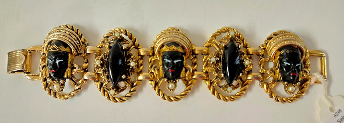 CoolOldSwag's tweet photo. One of my most favorite bracelets. 1948 SELRO BLACKAMOOR BRACELET. Zoom in on faces.
@lovechild419
@twilburmn
@PleasantGehman1
@BonVivante1971
@Lavernefrehley
@Burger_Meister6
@ohioantique
@Larissas_Lore
#Selro #blackamoor
#VintageBracelet #VintageJewelry https://t.co/GORbEgHW93