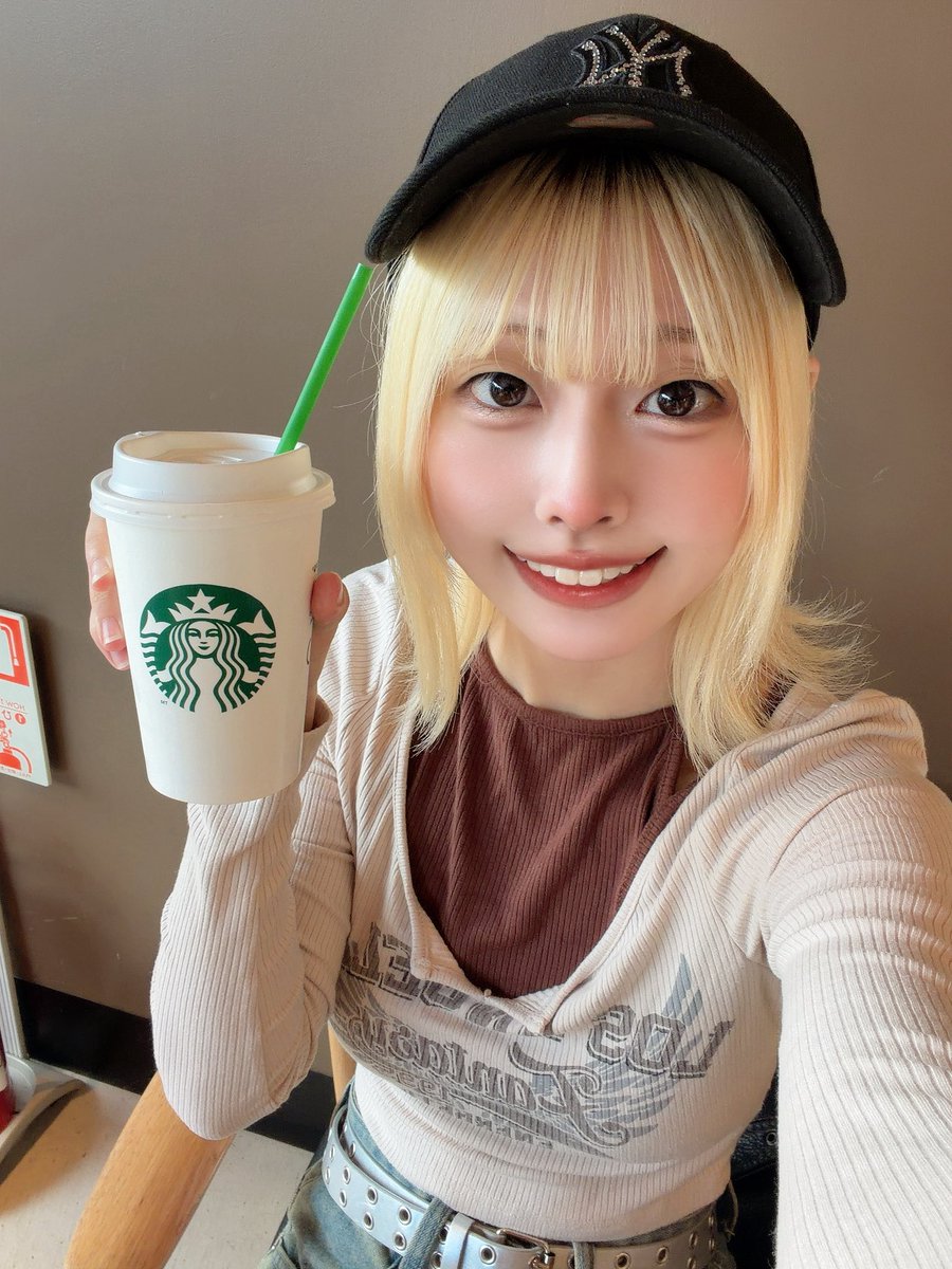 riooo0521's tweet photo. 2度目のラッシュが
終わった所でお昼に☕️

✅お昼の店内…

稼働上がってきました❗️

🈵リコリコ(6台)/🌹WDS←人変わらず

🤡ジャグラー
⇒マイ/ネオアイ🈳僅か❗️

リコリコ、マイルドではあるけど
CZもラッシュも難しい…🫨

1000枚浮いてるから
これ死守したいところ…🔥

《RITZ防府店》PR🌸 https://t.co/iZQGbVU69c