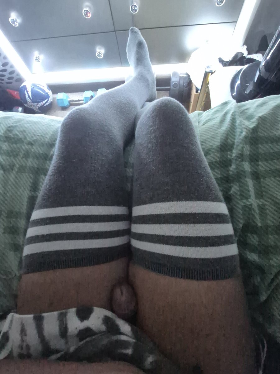 Dumidiot1's tweet photo. Gay lil thing #femboy https://t.co/C6mhzrDIaq