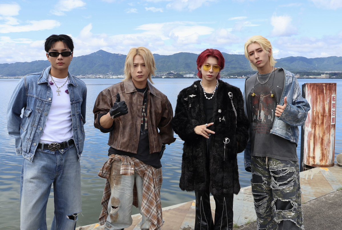 owv_official's tweet photo. FEST. INAZUMA 2026 
━━ ━━ ━━ ━━ ━━ ⚡️

#OWV が【FUJIN STAGE】に
出演させていただきました🔥

皆さまアツいご声援をありがとうございました❤️‍🔥
吉本興業「OWV(オウブ)」是非覚えてください👊⚡️

引き続き「FEST. INAZUMA 2026 」を
お楽しみください☀️
水分補給を忘れずに🥤

🎤 OWV SET LIST 🎤
M1. Gamer
M2. バチバチ 🌟⭐️🌟
M3. Summer Days
M4. LOVE BANDITZ

🎧今日のセットリストをプレイリストで聴く
https://t.co/hzZ9ulAoDN

👑OWV(オウブ)を3分で紹介
https://t.co/0uPAmVBFCu

／
全国6か所を巡るツアーを開催中✨
9月27日(日) 大阪・Zepp Namba
ファイナルは12月13日東京・両国国技館 
🎟️https://t.co/NWB1p6jb7k
＼

#フェストイナズマ @FEST_INAZUMA 
#OWV_SQUAD #OWV_ラビダビ ☀️