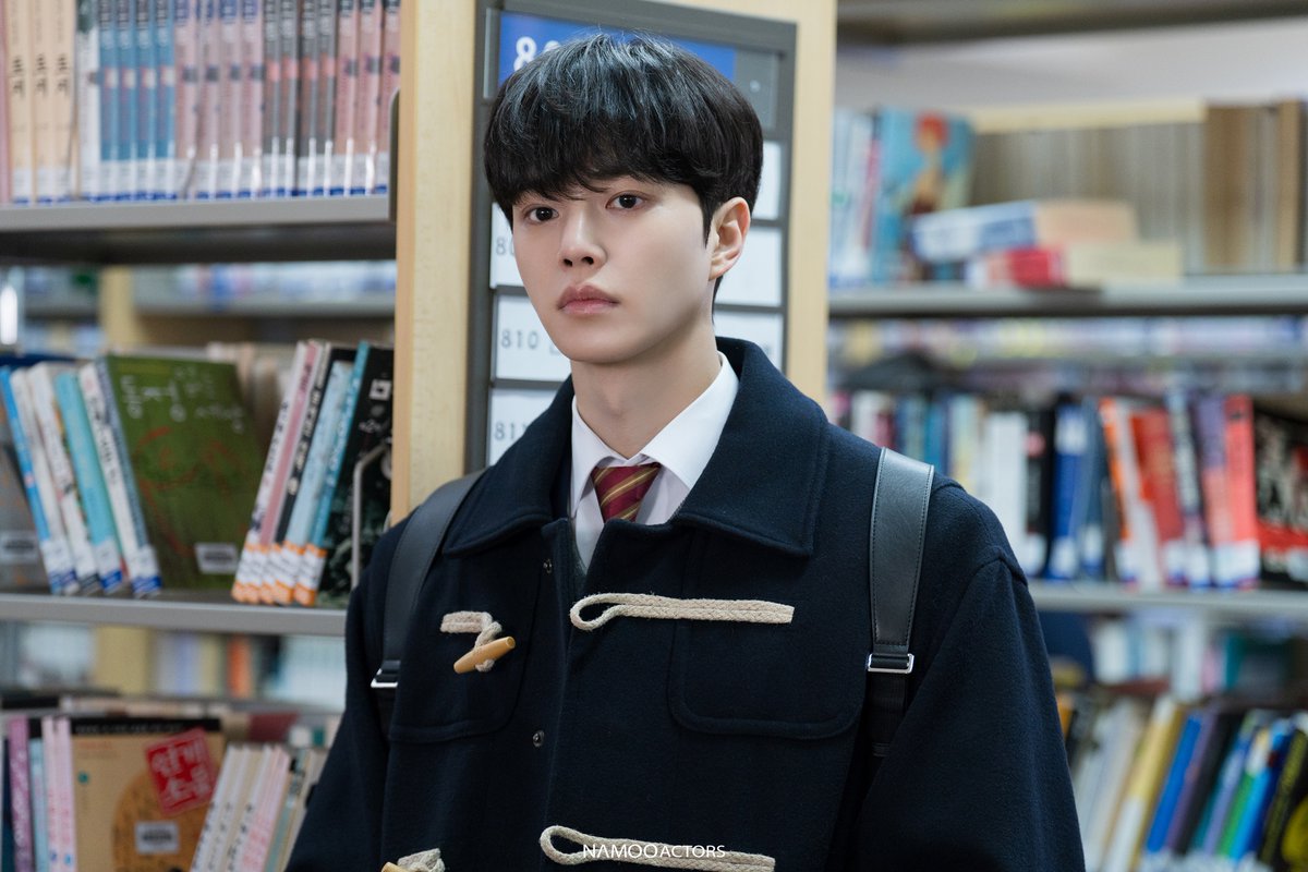 NAMOOACTORS2004's tweet photo. [#NEWS] 송강, 17세 교복→27세 연미복 완벽 소화…‘포핸즈’ 자체 최고 7.9%
▶ https://t.co/9J2s97eFgS

#송강 #포핸즈 #SONGKANG #FourHandsTwoSonatas https://t.co/gUzmap7Aar