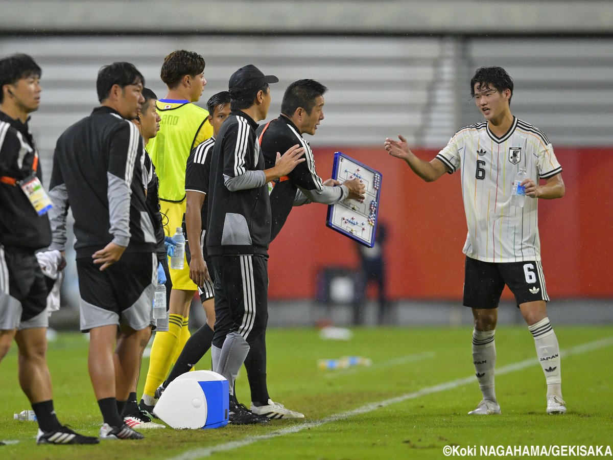 gekisaka's tweet photo. 2戦連続弾&amp;好ビルドアップ…永野修都(FC東京)の光る守備的ポリバレント性「運んでつなげる部分は大事だった」

https://t.co/GawrYR8h8V

#サッカー日本代表 #daihyo #アジア大会 #AsianGames #ゲキサカ https://t.co/3wdlRzJKwD