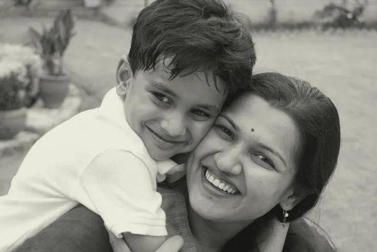 Rahat_ki_sayari's tweet photo. " हम उनपे क्या खर्च करेंगे...
~ जिन्होंने हमपे सारी उम्र लूटा दी..!! 🥺 https://t.co/DpNKMQDghm