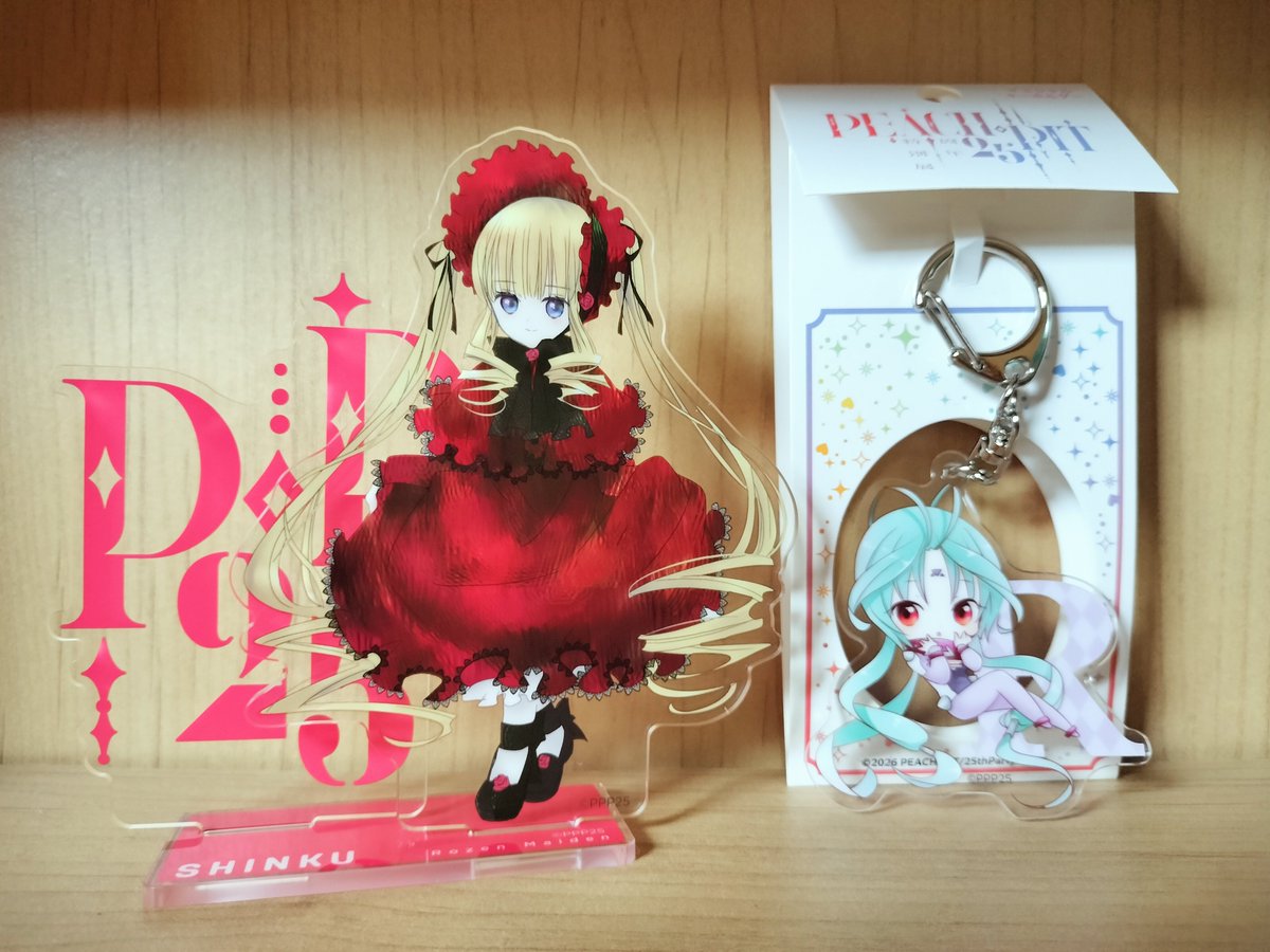 iyu_fox_'s tweet photo. しゅごキャラのタワーしゅごかった！
アデレイドもかっこよかった！
ローゼンメイデンの原画もたくさん見られて楽しかった！

真紅のアクスタやレンのキ��ホルダーが入手できて満足。
　
#peachpit特別展 #しゅごキャラ #ローゼンメイデン https://t.co/IBRSbV9iGp