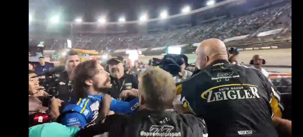 Dewboy13's tweet photo. @SteveP468 @MW55 @Blaney You didn't see Blaney getting his arm pinned, as he was tackled by 3 guys while Hocevar landed the second one? https://t.co/hogGL0JLjo