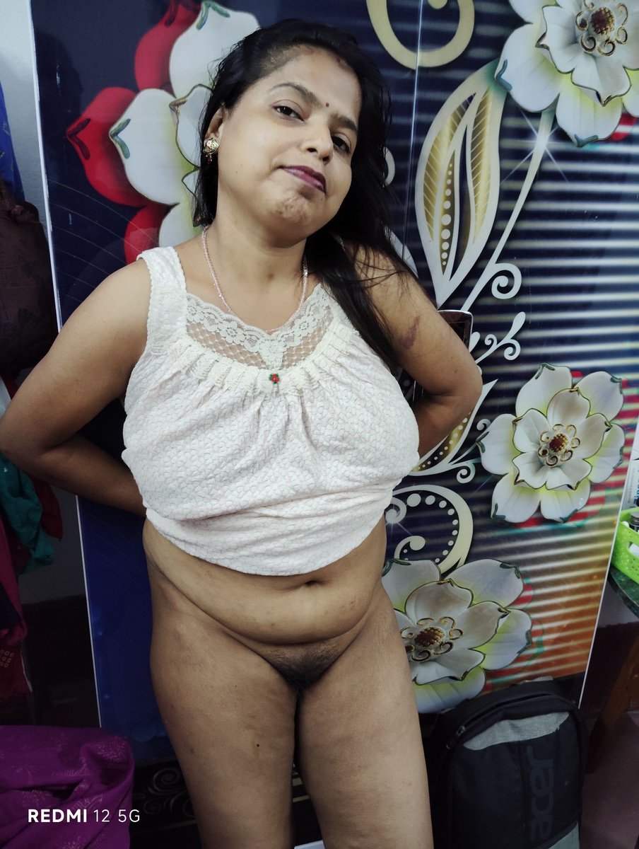 Naughty_x_India's tweet photo. Good morning 🌞 💦💦
#boudi #bhabhi #service #nude #kolkata https://t.co/BB51eC0GGU