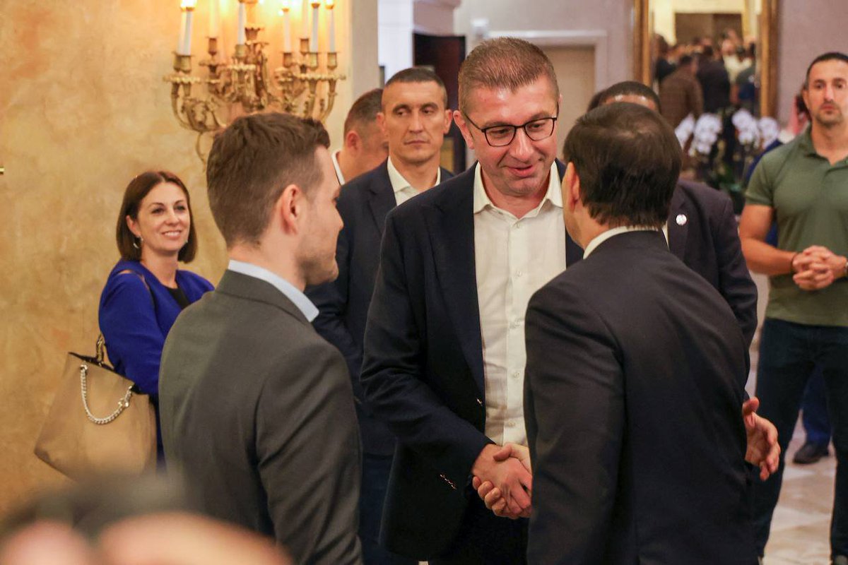 MickoskiHM's tweet photo. Во Њујорк разговарав со државниот секретар на Соединетите Американски Држави, Марко Рубио.

https://t.co/FLwDkQ2DRE https://t.co/nMch5hvH4G