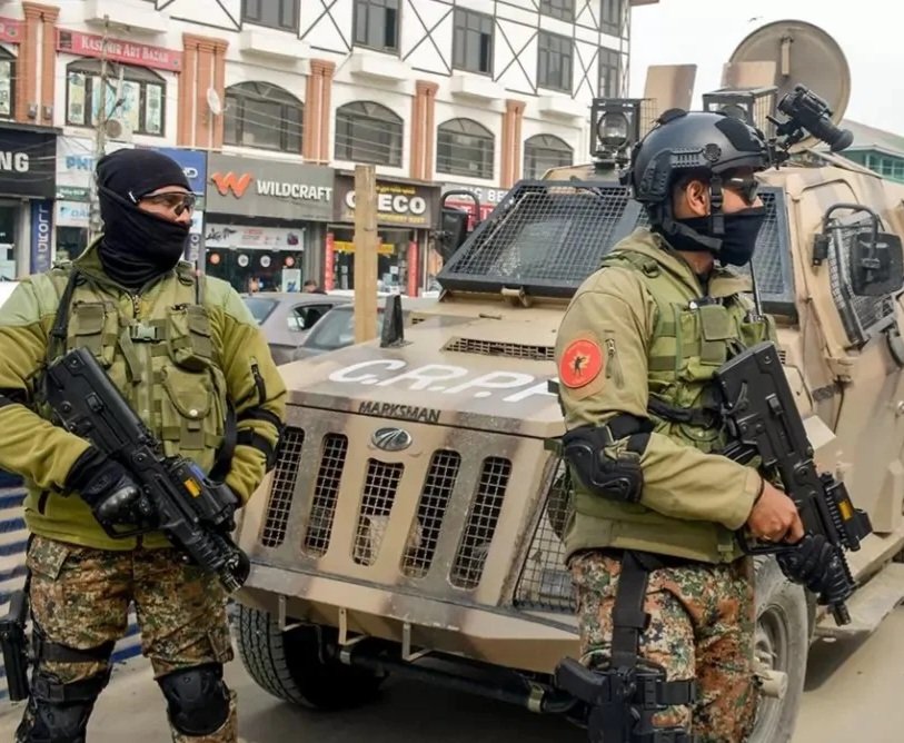 nairashekh22's tweet photo. Fear has limits, valour does not.CRPF shows it daily. 🇮🇳
#UdayNarangAndPrimeIndustries #NSE_SmallCap_Stock #HBDRajeshGurjar_BJP #जनता_का_गद्दार_सिंधिया #DemandDUSURecount General Category #RecountDUSUResults https://t.co/gNCjNyqBSp