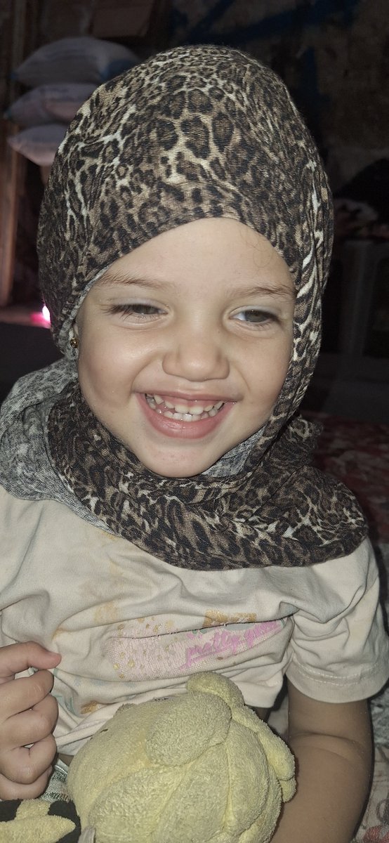 HazemandHazar's tweet photo. ❤️ Another small donation, another step forward. 🇵🇸
Someone else donated the price of a cup of coffee, and after a long, difficult journey, we have finally reached €11,000. 🥹🙏
From the bottom of my heart, thank you to everyone who has supported Hazar and Hazem. Every donation, no matter how small, brings us closer to safety and a better future.
We still have €9,000 left to reach our goal. The road is still long, but we refuse to give up. 💔
If you can donate, even €1, or simply share our story, you can help us take another step forward.
Please keep Hazar and Hazem in your prayers. 🤍🇵🇸