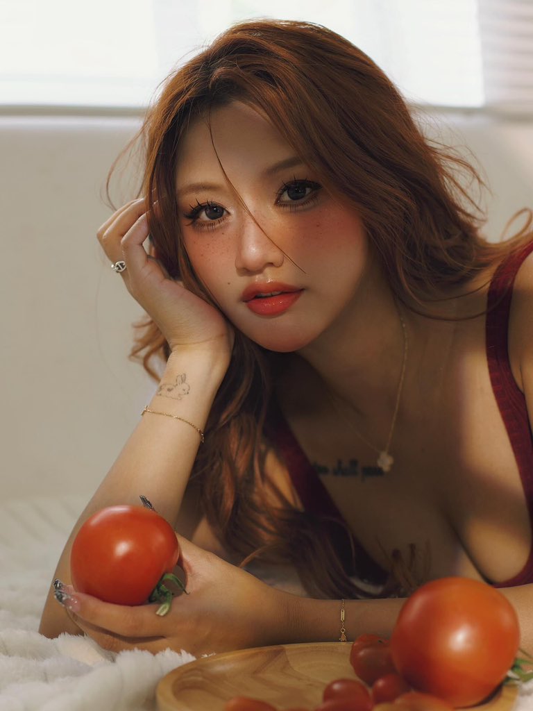samairaism's tweet photo. ⋆｡‧˚ʚ🍅ɞ˚‧｡⋆ https://t.co/jB0lYtJa7s