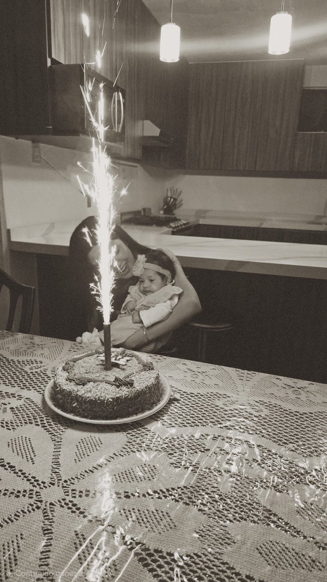 iakemiii's tweet photo. mi mejor cumple porque fue el primero de muchos junto a ti🫰🏼 https://t.co/OeuKrg1kxy