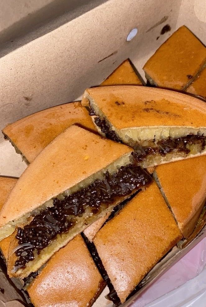 hopefulhob's tweet photo. kalian lebih suka roti bakar / terangbulan? 🥰

me: terbul 🤤🤤🤤🤤 https://t.co/vKcX7K8WtQ