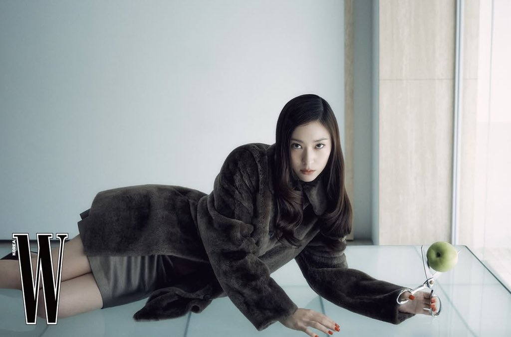 krystclass's tweet photo. Krystal x Ralph Lauren for W Korea’s ‘Best Performances’

#KRYSTAL #크리스탈 #정수정 https://t.co/l4br3S4xiN