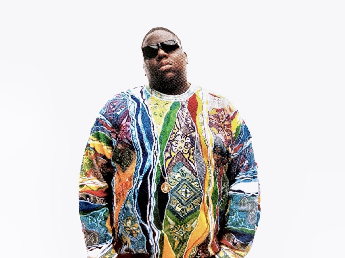 portalrapdab's tweet photo. E essa referência do Djonga?🔥Durante o show do BK’, realizado neste sábado (19), no Nubank Parque, em São Paulo, celebrando os 10 anos de Castelos & Ruínas, o rapper apareceu usando um suéter no estilo COOGI multicolorido, remetendo diretamente ao visual eternizado por Biggie.

A peça se tornou um dos símbolos da estética do Hip-Hop dos anos 1990.

PESADO DEMAIS... TÁ MALUCO! 🥵🥵