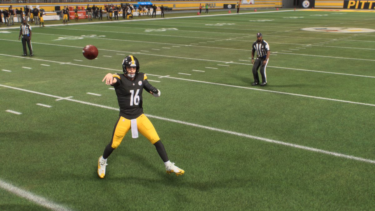 Jak3Finch's tweet photo. The legendary @AllarDrew NFL career begins. https://t.co/fp5FVNLp4G