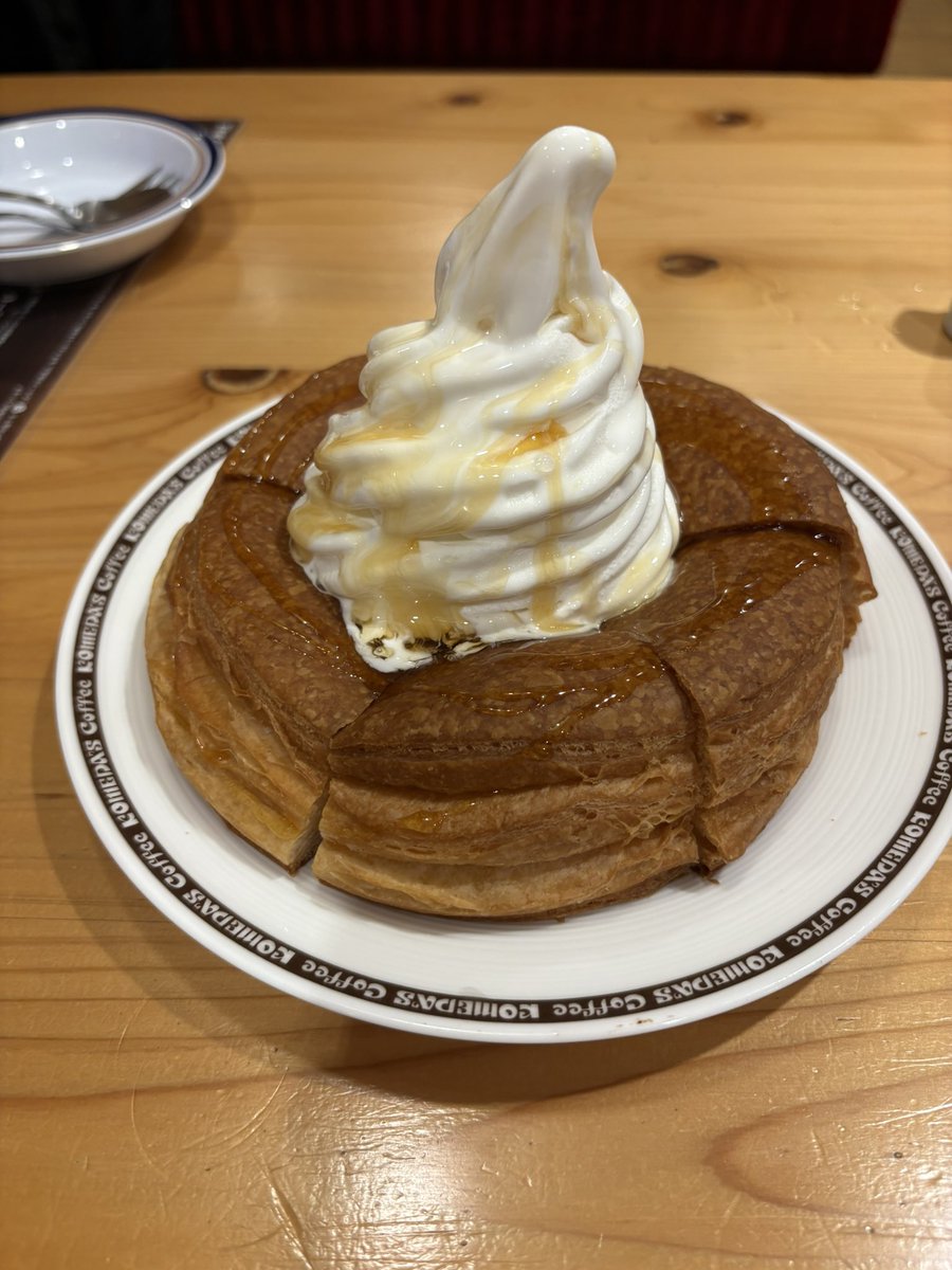 myqsub's tweet photo. 久々コメダ https://t.co/tCWJjS2ylm